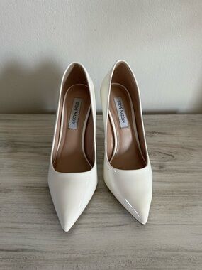 Steve Madden Cream Patent Pointed-Toe Stiletto Pumps